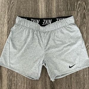Like New Women’s Gray Nike Shorts Small